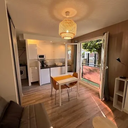 Cosy, Proche De Paris