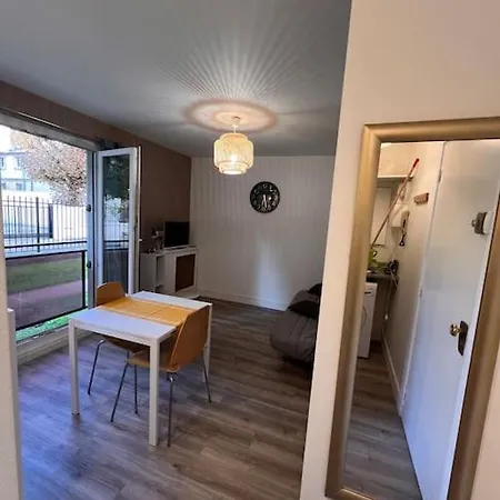 Cosy, Proche De Paris Noisy-le-Sec